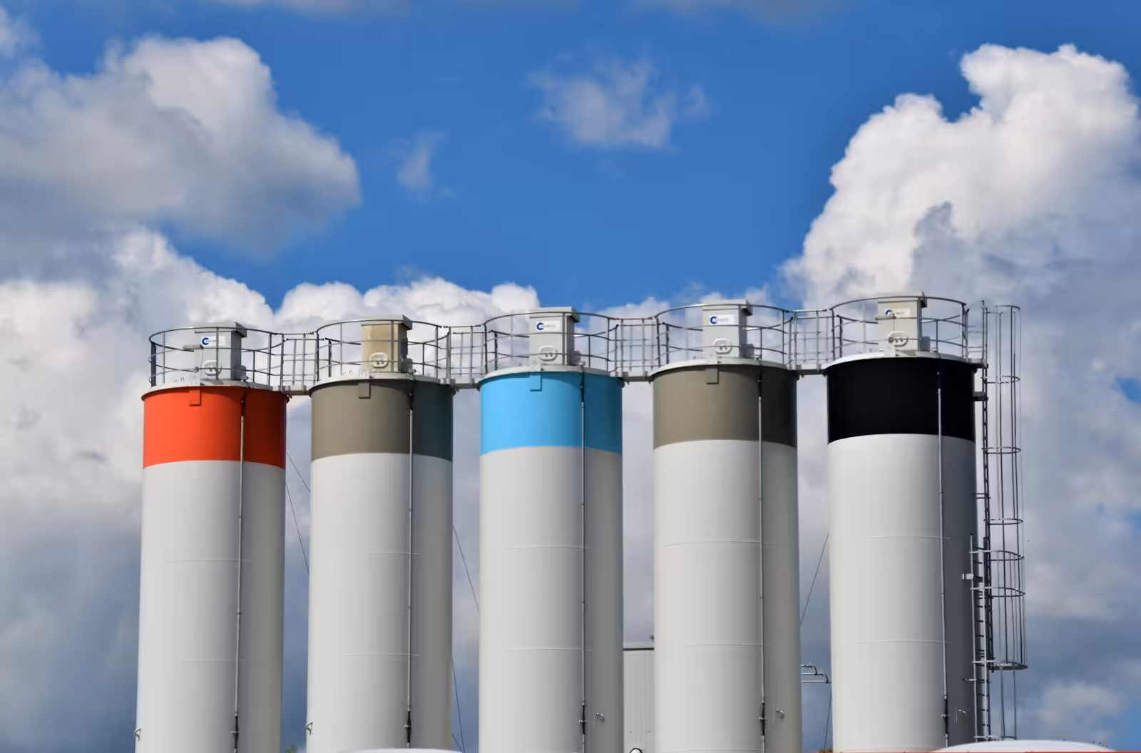 Silos industriali: tipico esempio di ambiente confinato secondo il DPR 177/2011